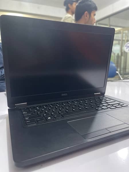 MODEL:5480,PROCESSOR:i5-6TH GEN,SPEC:8GB RAM 256HARD 1