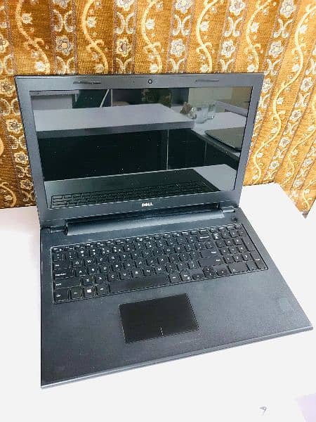 Dell Laptop 0