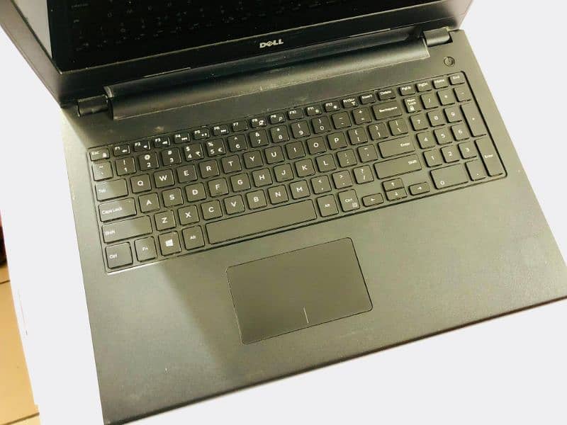 Dell Laptop 9