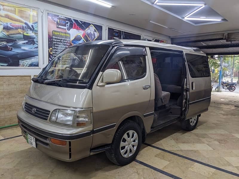 Toyota Hiace super custom 0