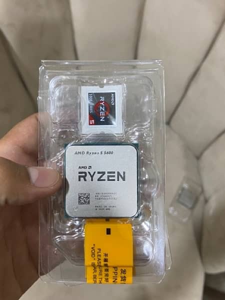 Ryzen 5 5600 0