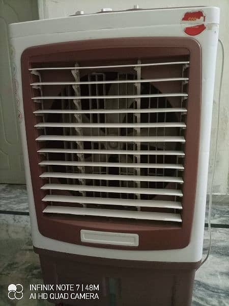 Air cooler with gel pads 5