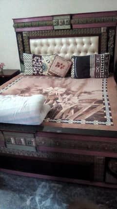 complete bed set just like new 0