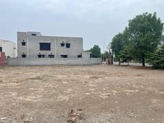 Prime Location 5 Marla Plot Available in Bahria Town Lahore