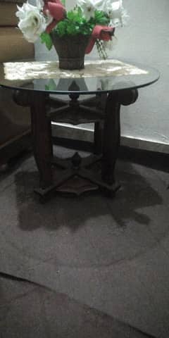like new centre table set 1 large and 2 small table  hai