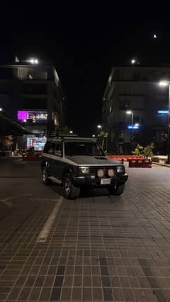 Mitsubishi Pajero 1992 Petrol Automatic