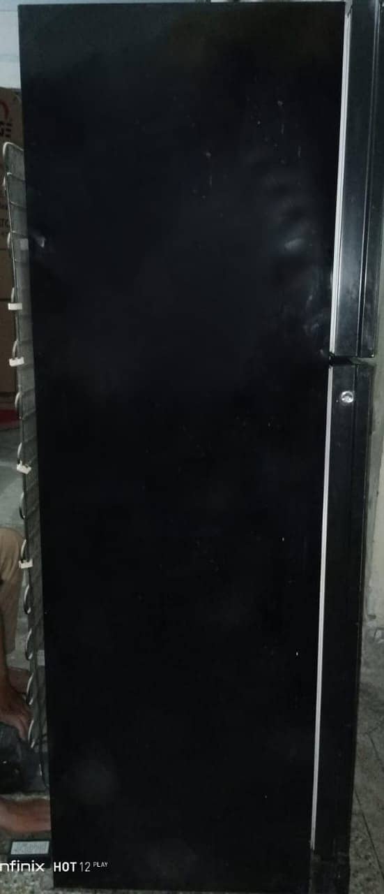 Electrolux 9616G 16 CFT Refrigerator Black Colour 0