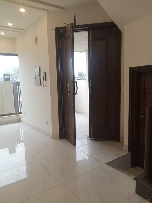 One Kanal Luxury House For Sale in DHA phase 3 10