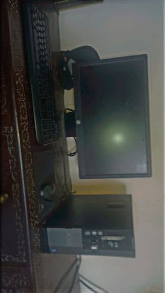 Dell OptiPlex 7010 DeskTop 4