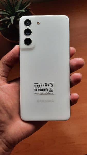 Samsung s21FE 256GB Official PTA 1