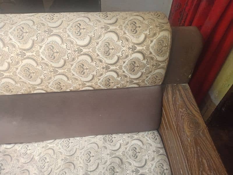 3 seater sofa for sale 2
