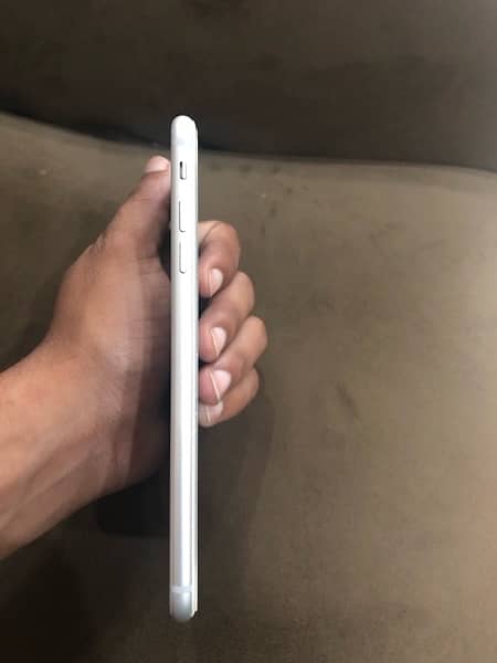 iPhone 8 Plus pta urgent sale 2