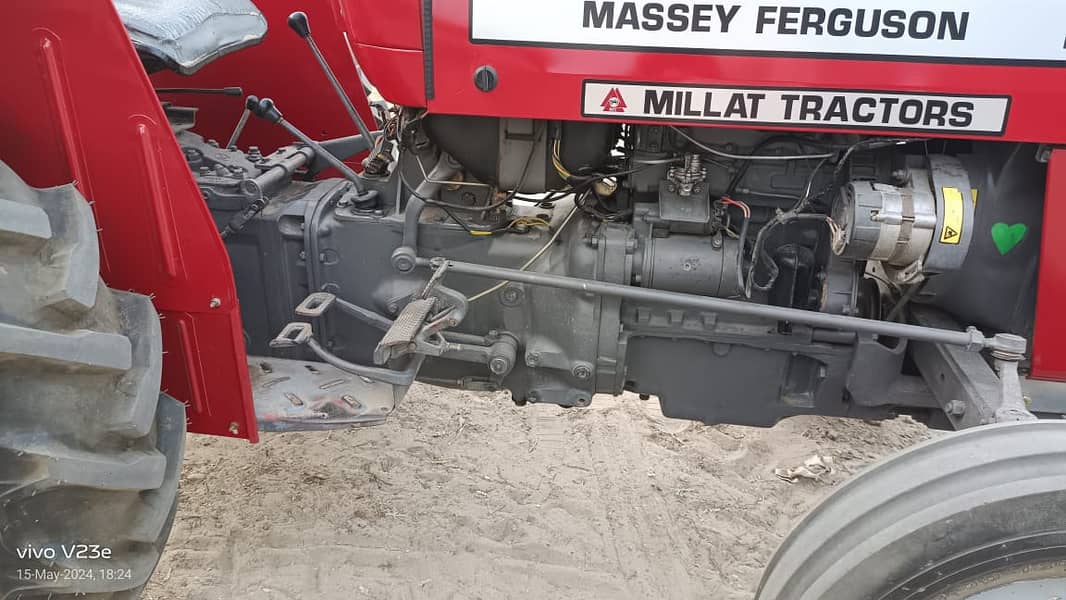 Tractor Massey Ferguson 240 Model 2017 16