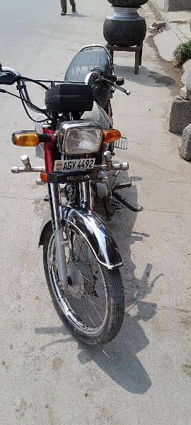 Honda CD70 0