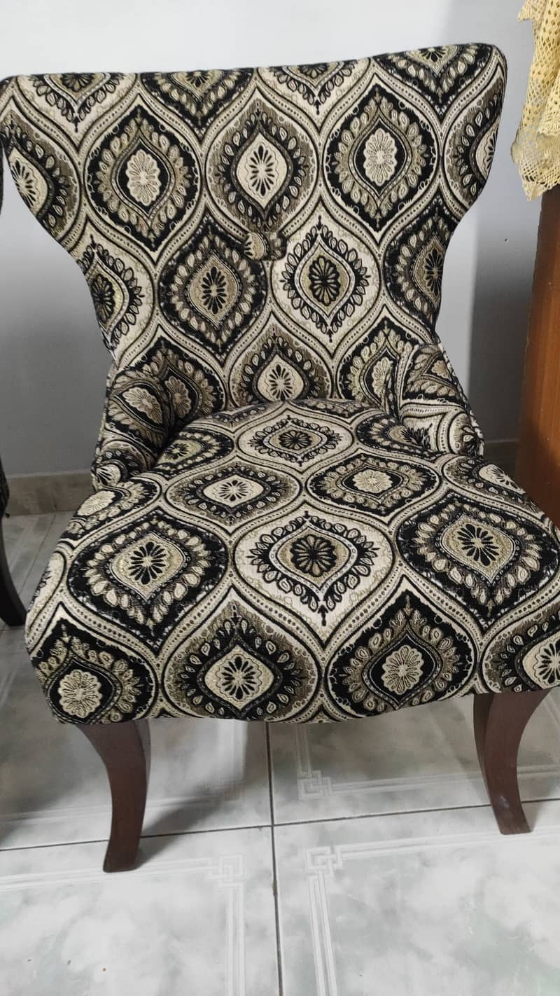 Luxury Sofa Chairs 1