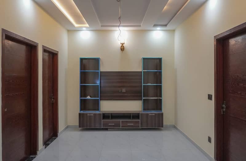 3MARLA BRAND NEW HOUSE FOR SALE IN LALAZAR PHASE 2 0