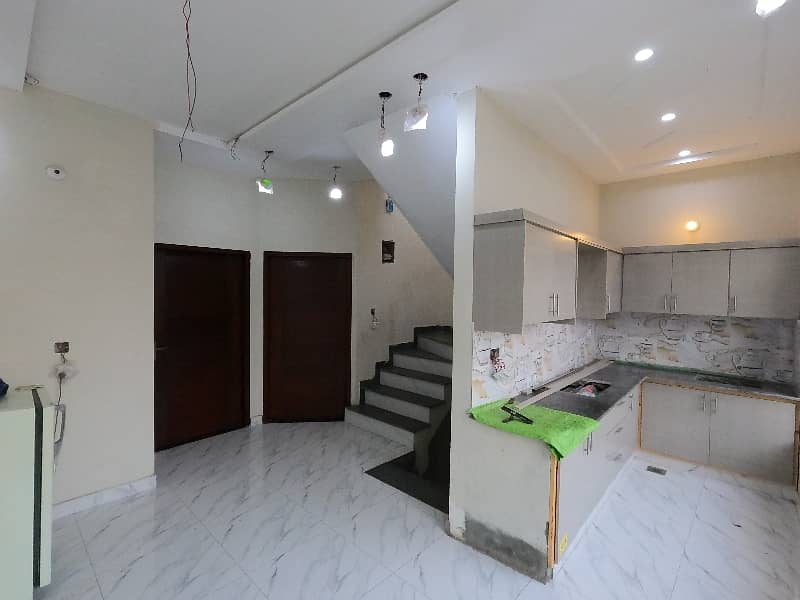 Near to Mosque 3 Marla House For sale In IEP Engineers Town - Block C3 23
