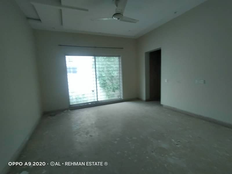 1 Kanal Facing Park Upper Portion Available For Rent e 6