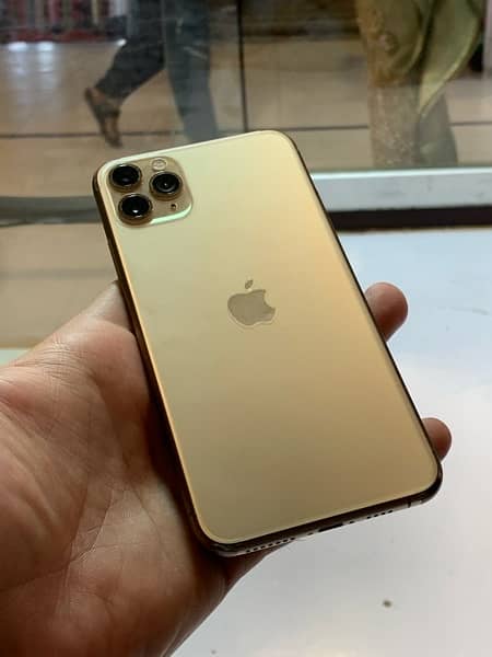 iphone 11 pro max 64gb waterpack golden 10/9.5 factory unlock non pta 0