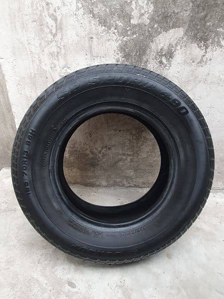 Dunlop tyer  185/70/13 3