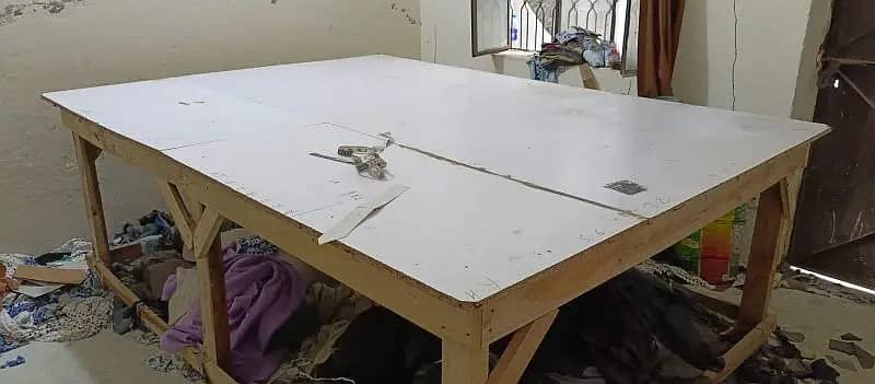 Fabric Cutting Table 2