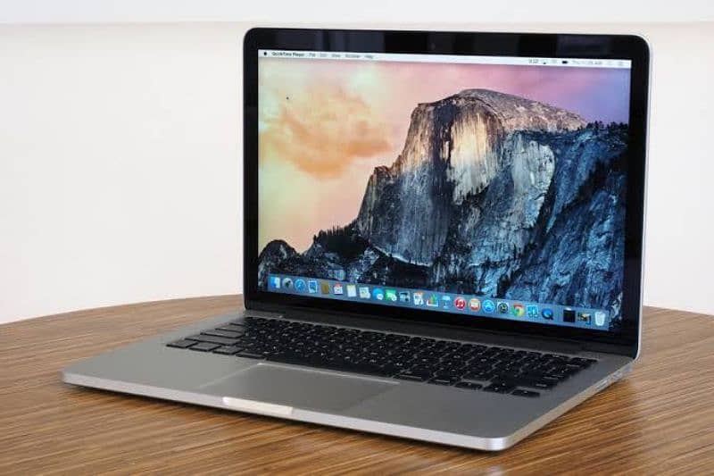 Macbook Pro 2015 i7 16GB RAM 1