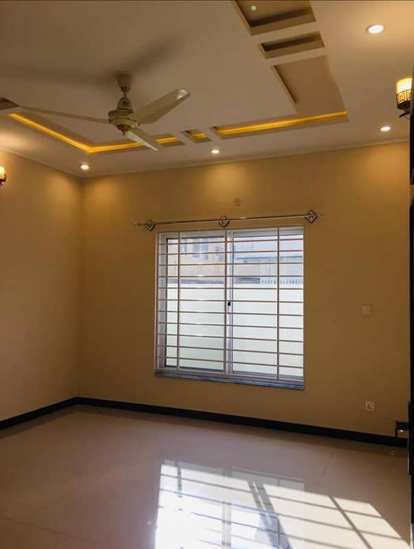 14 Marla Brand New House For Rent In G 13 4