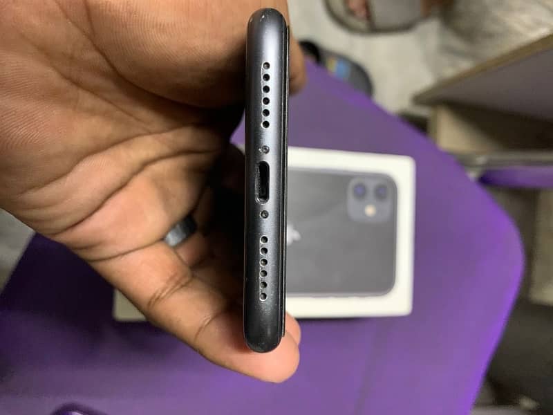 IPhone 11 64GB DUAL PTA APPROVED 2