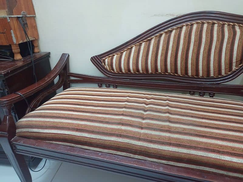 solid wood 4 seater sofa set 2