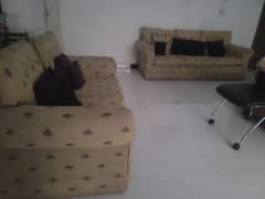 6 seater sofa with Good conditions