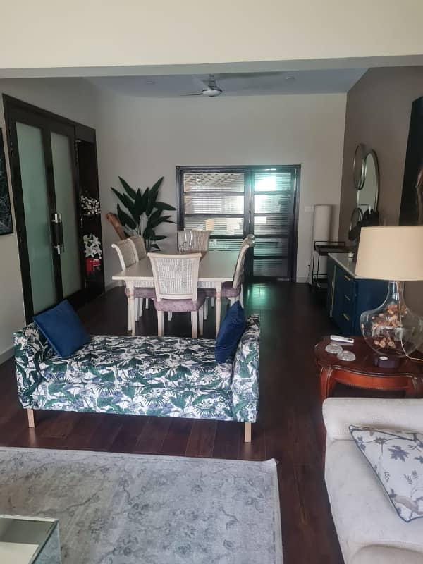 One Kanal Used Modern Design Bungalow For Sale At Prime Location Of DHA Lahore 0