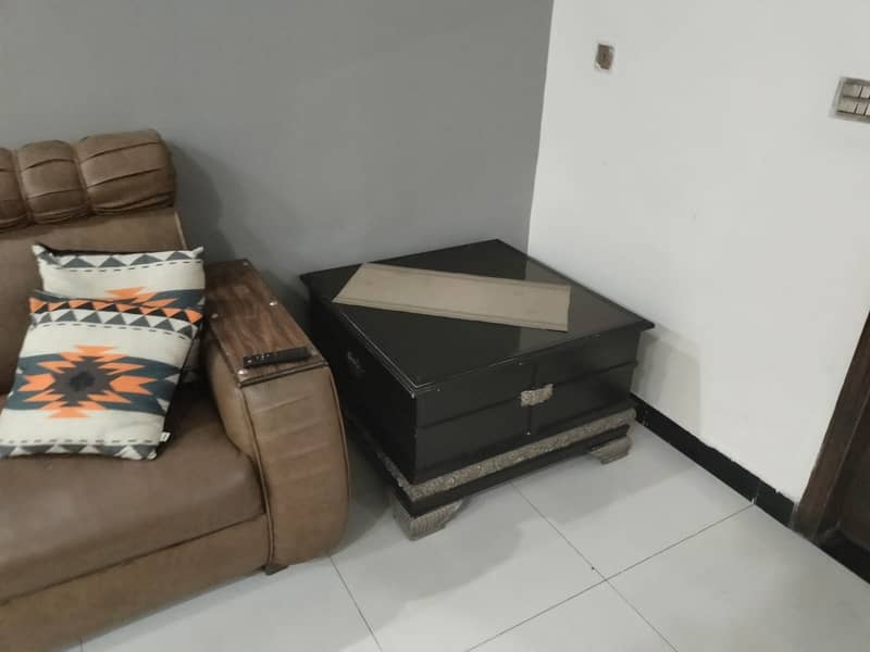 Sofa set / 5 seater sofa / leather sofa / wooden sofa / side tables 4