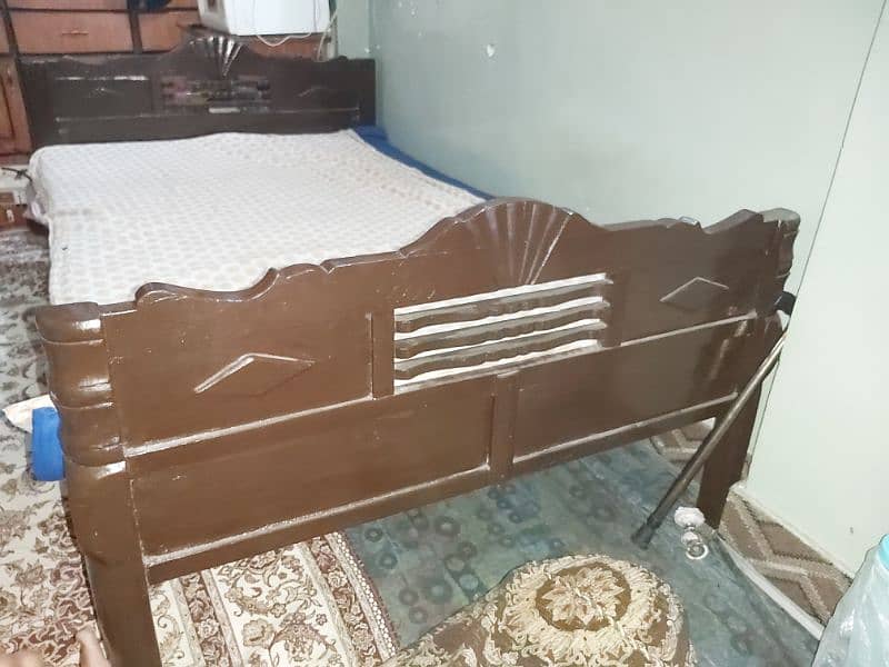 Single Bed 0