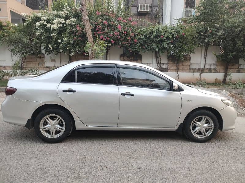 Toyota Corolla GLI 2011 4