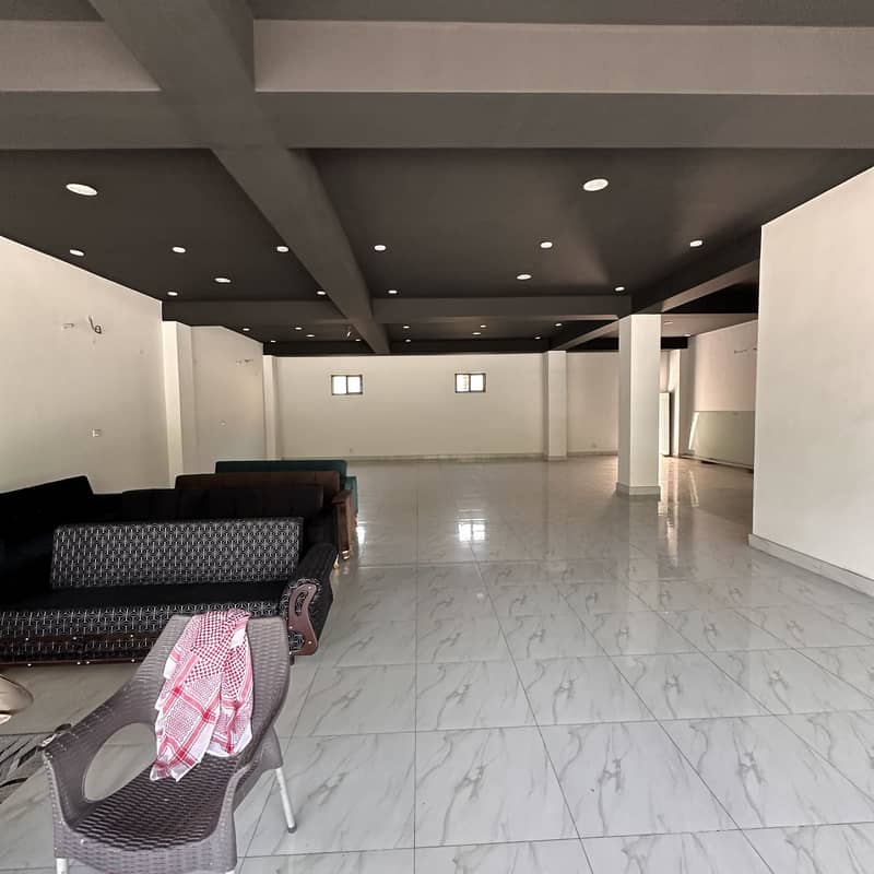 1 kanal Commercial Brand New Floor Available For Rent 1