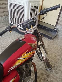 Honda 125 all ok red colour