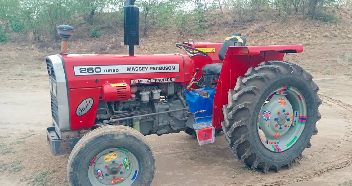 Tractor Massey Ferguson 260 Model 2015 3