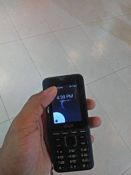 digit 4g touch screen 2