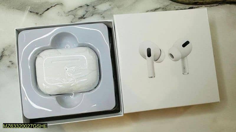 airpods (apple) good quality 4