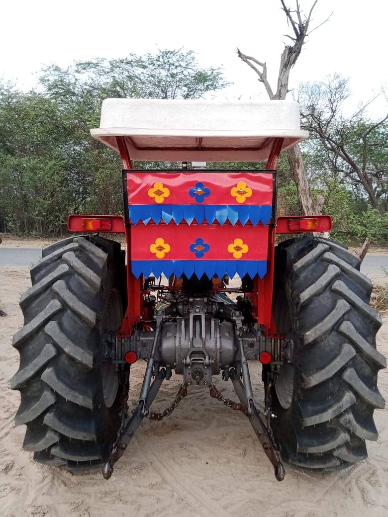 Tractor Massey Ferguson 375 Model 2012 4