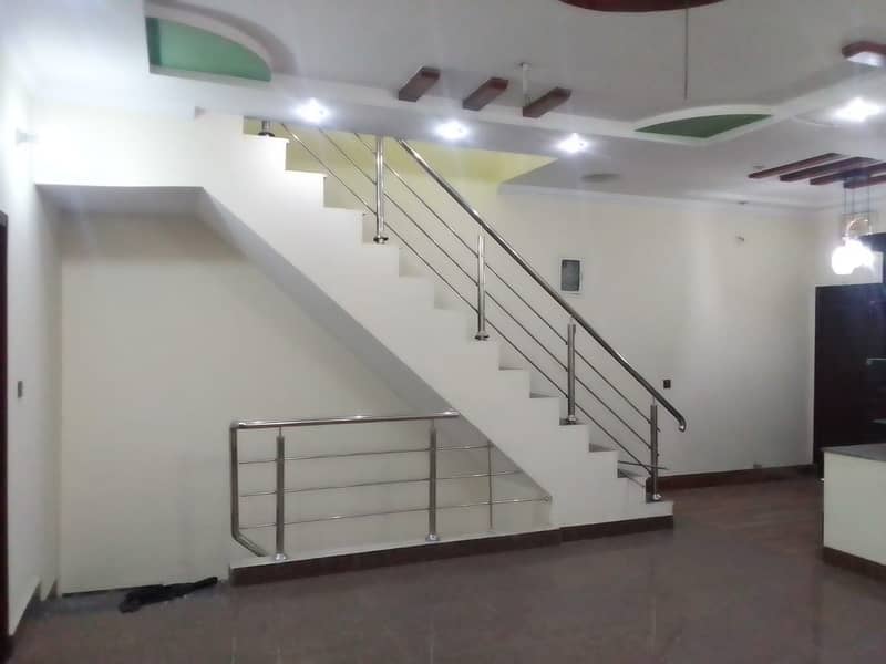 4 MarlaTriple Story Used House Available For Rent ( For Bachelor) In Johar Town phase 2 5