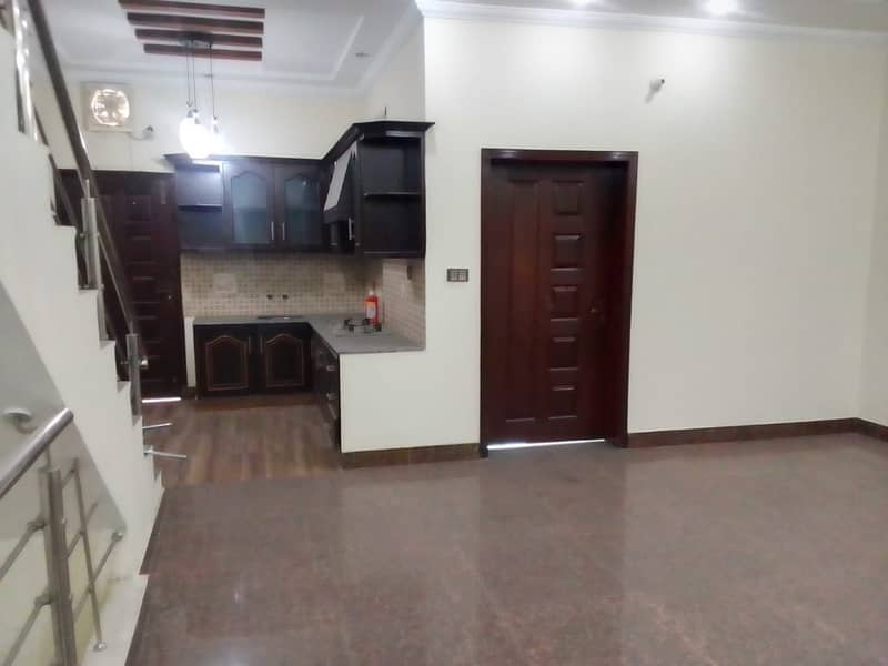 4 MarlaTriple Story Used House Available For Rent ( For Bachelor) In Johar Town phase 2 7
