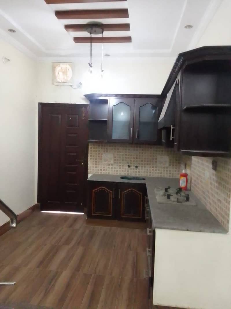 4 MarlaTriple Story Used House Available For Rent ( For Bachelor) In Johar Town phase 2 8