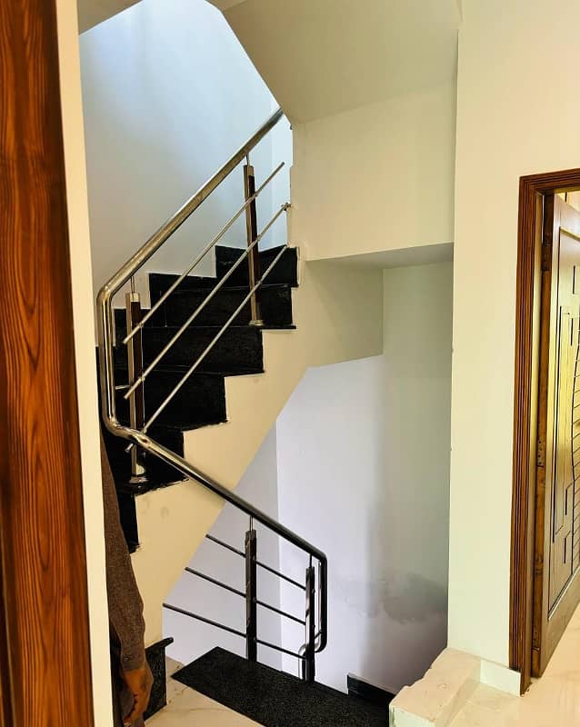 3.54 MARLA MODERN HOUSE MOST BEAUTIFUL PRIME LOCATION FOR SALE IN NEW LAHORE CITY PHASE 2 3