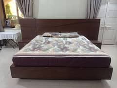 king bed+ mattress+side tables+dressing table