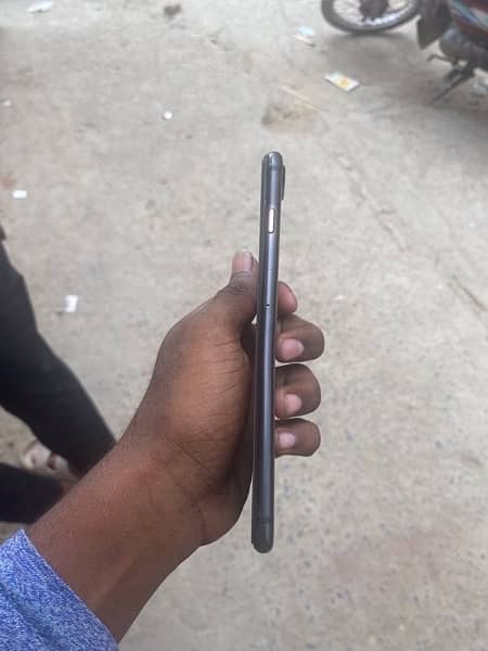 iphone 7plus 128 Gb pta 3