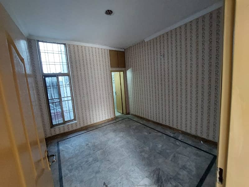 5 Marla Upper Portion For Rent In Johar Town Near Emporium Mall 1