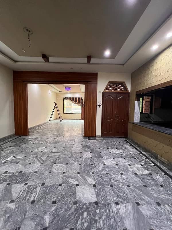 10 Marla Ground Floor For Rent In PIA society 2
