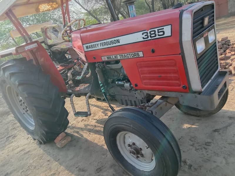 Tractor Massey Ferguson 385 Model 2014 6