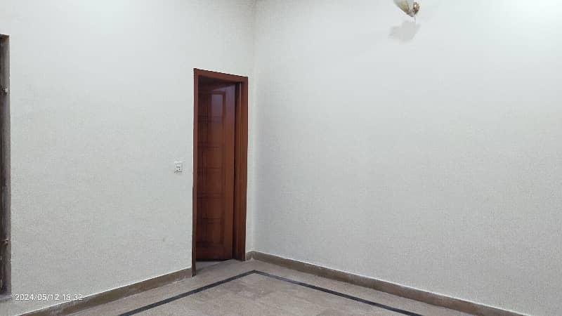 5 Marla Full House FOR Rent In Johar Town Near Emporium Mall 2